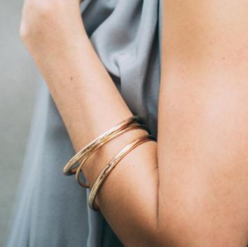 MELANIE AULD | Modern Bangle Thick